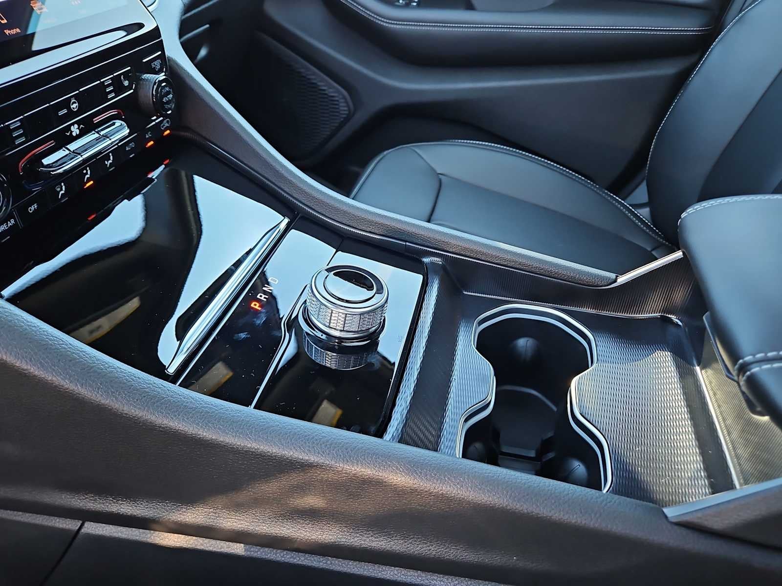 2025 Jeep Grand Cherokee GRAND CHEROKEE LIMITED 4X2