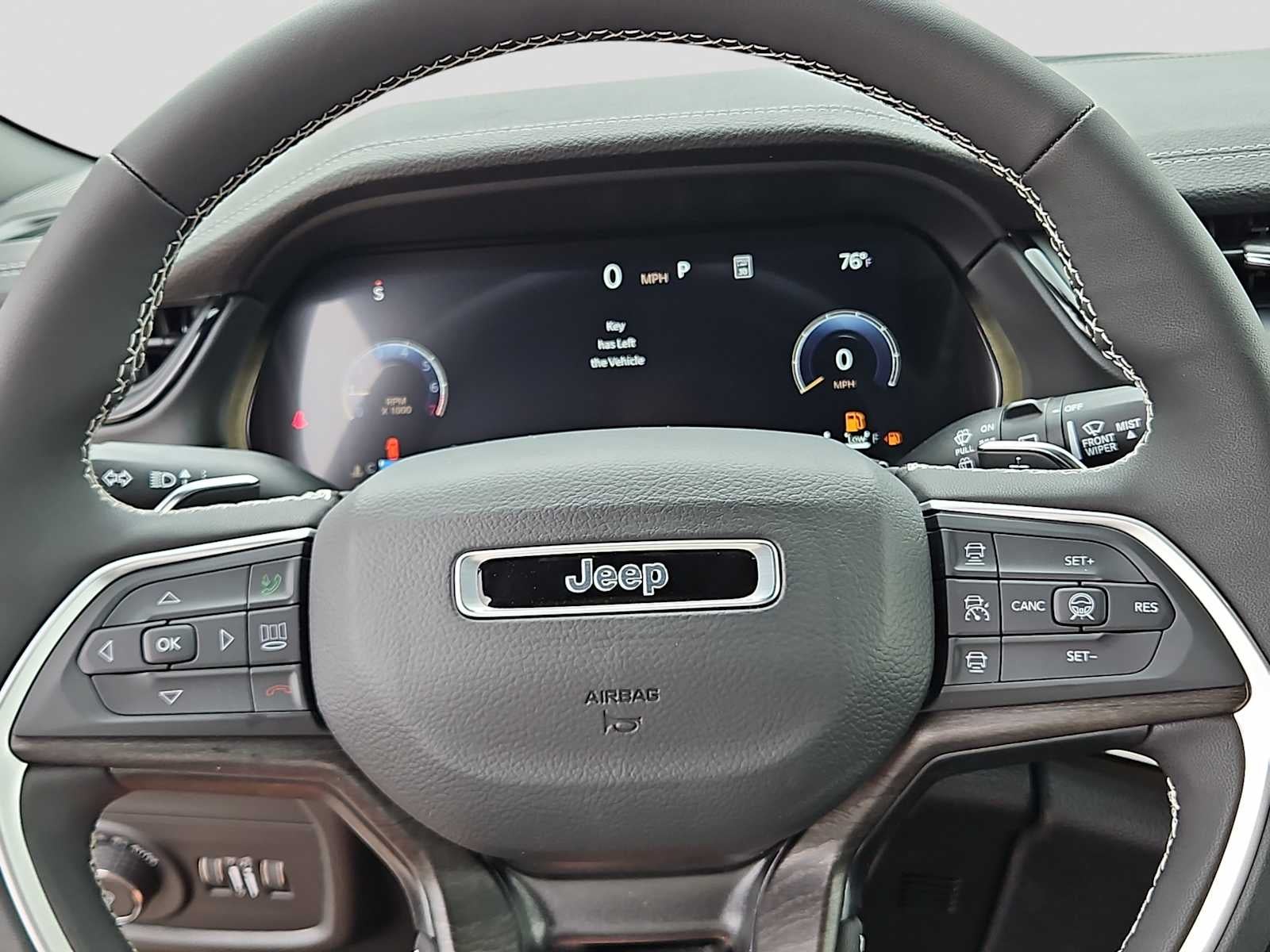 2026 Jeep Grand Cherokee GRAND CHEROKEE LIMITED 4X2