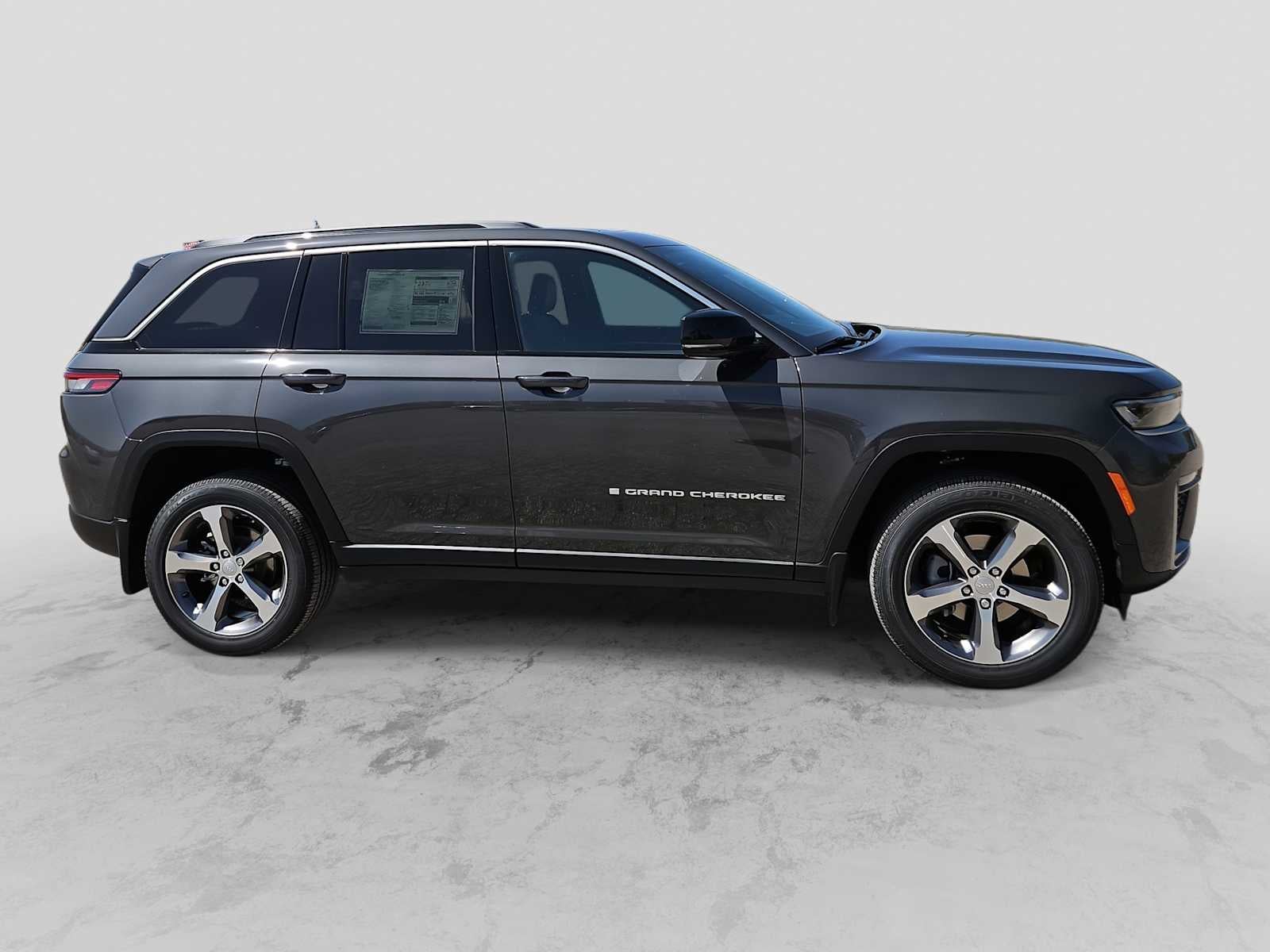 2026 Jeep Grand Cherokee GRAND CHEROKEE LIMITED 4X2