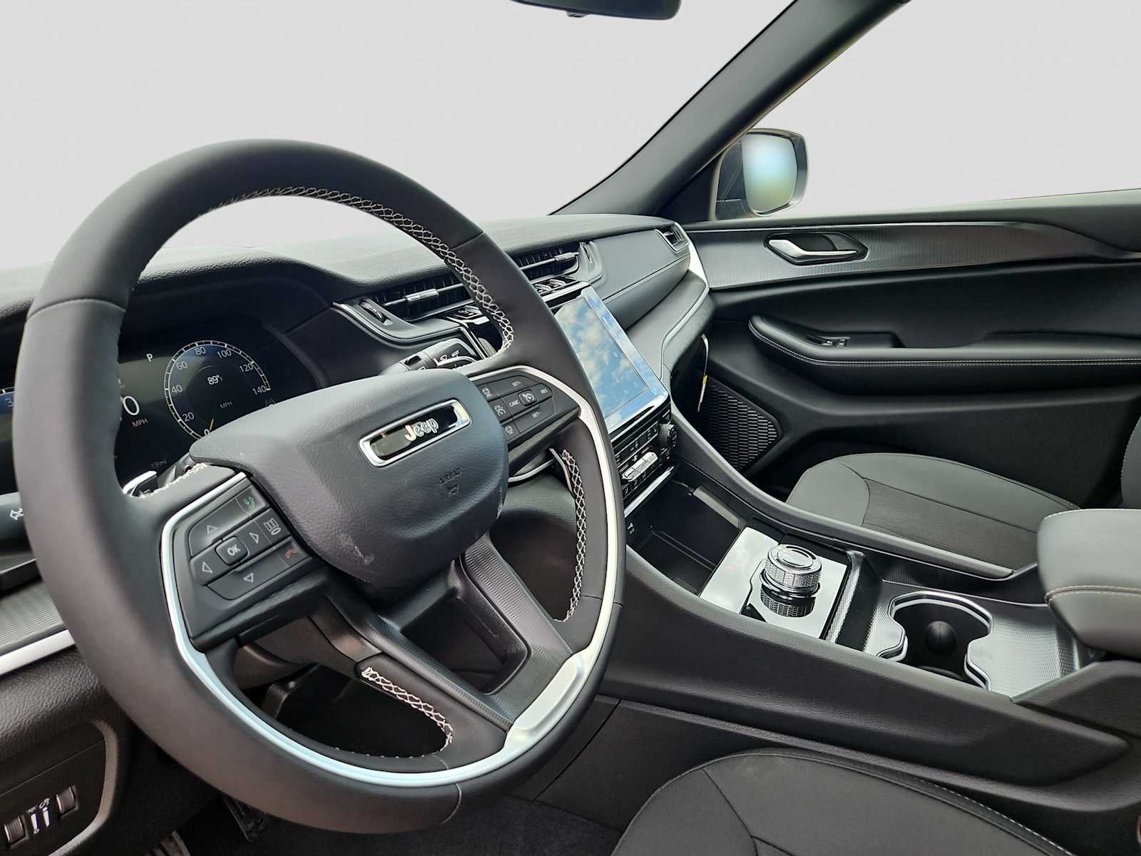 2026 Jeep Grand Cherokee GRAND CHEROKEE LAREDO X 4X4