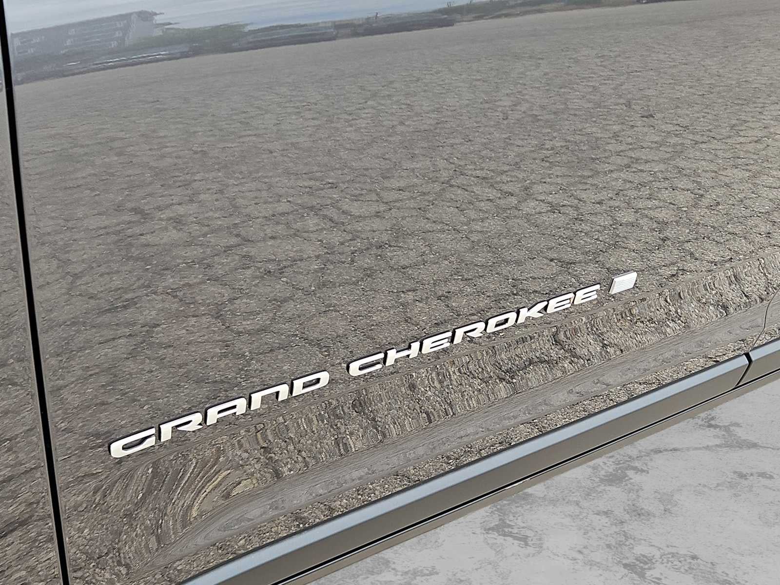 2026 Jeep Grand Cherokee GRAND CHEROKEE LAREDO X 4X4
