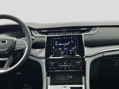 2026 Jeep Grand Cherokee GRAND CHEROKEE LAREDO X 4X4