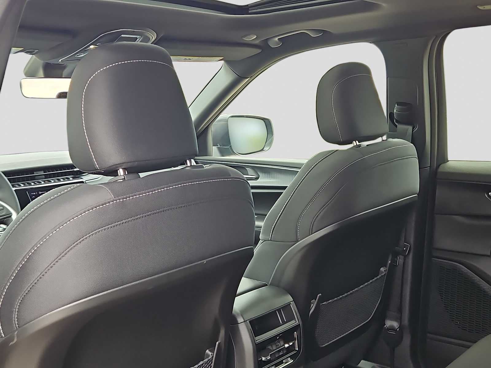 2026 Jeep Grand Cherokee GRAND CHEROKEE LAREDO X 4X4