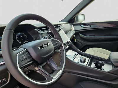 2026 Jeep Grand Cherokee GRAND CHEROKEE LAREDO X 4X4