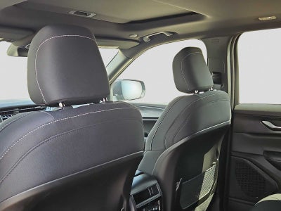 2026 Jeep Grand Cherokee GRAND CHEROKEE LAREDO X 4X4