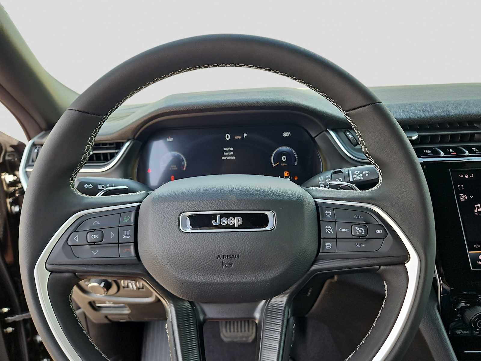 2026 Jeep Grand Cherokee GRAND CHEROKEE LAREDO X 4X4