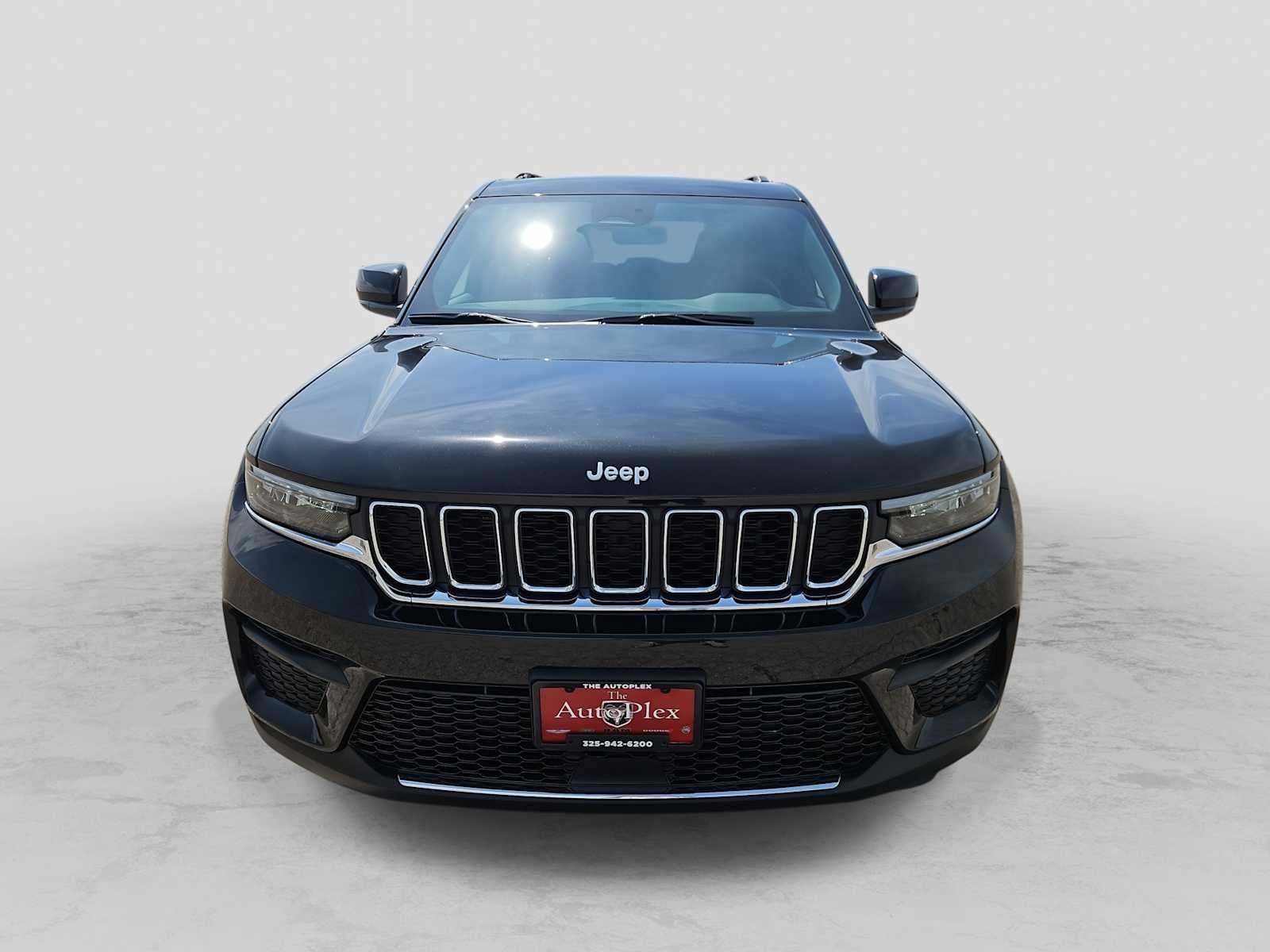 2026 Jeep Grand Cherokee GRAND CHEROKEE LAREDO X 4X4