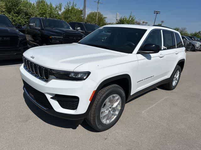 2026 Jeep Grand Cherokee GRAND CHEROKEE LAREDO X 4X4
