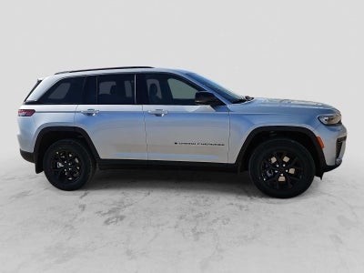 2026 Jeep Grand Cherokee GRAND CHEROKEE LAREDO ALTITUDE 4X4