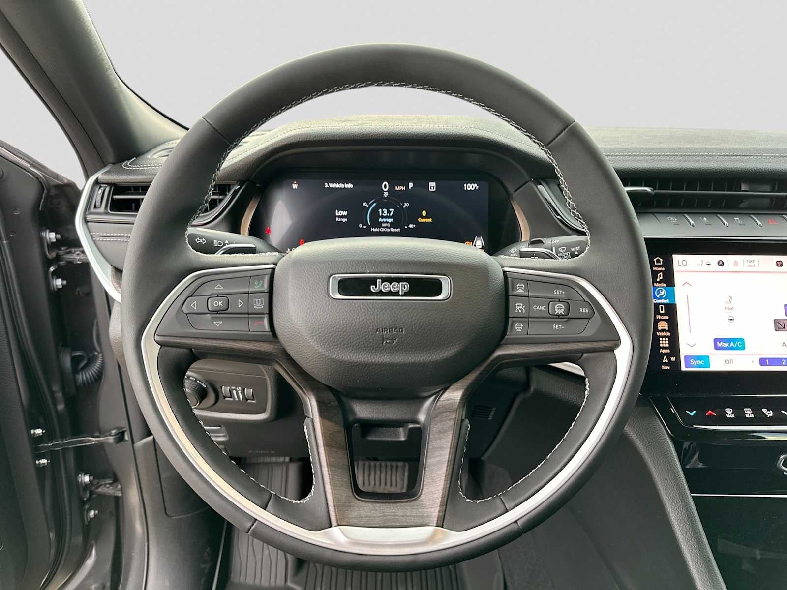 2026 Jeep Grand Cherokee GRAND CHEROKEE LAREDO ALTITUDE 4X4