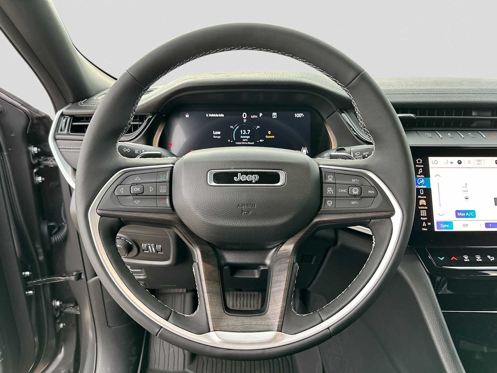 2026 Jeep Grand Cherokee GRAND CHEROKEE LAREDO ALTITUDE 4X4