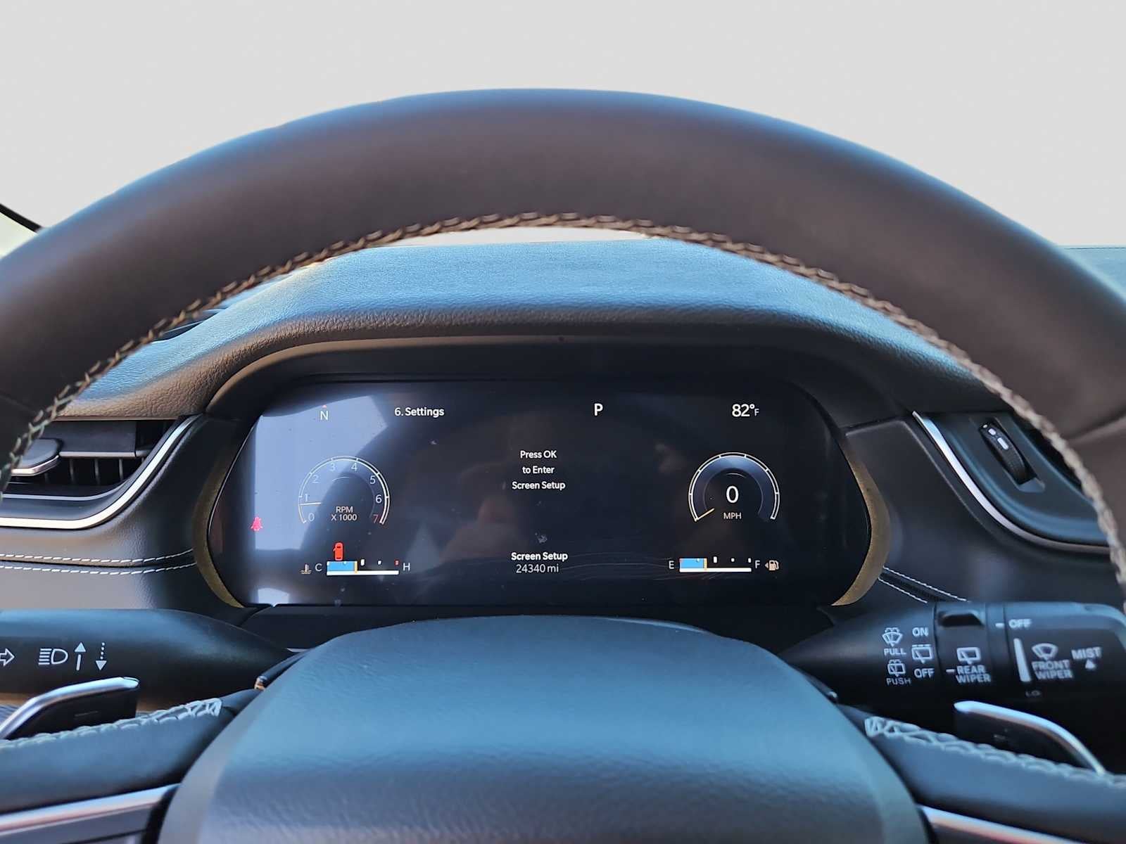 2024 Jeep Grand Cherokee L Laredo 4x2