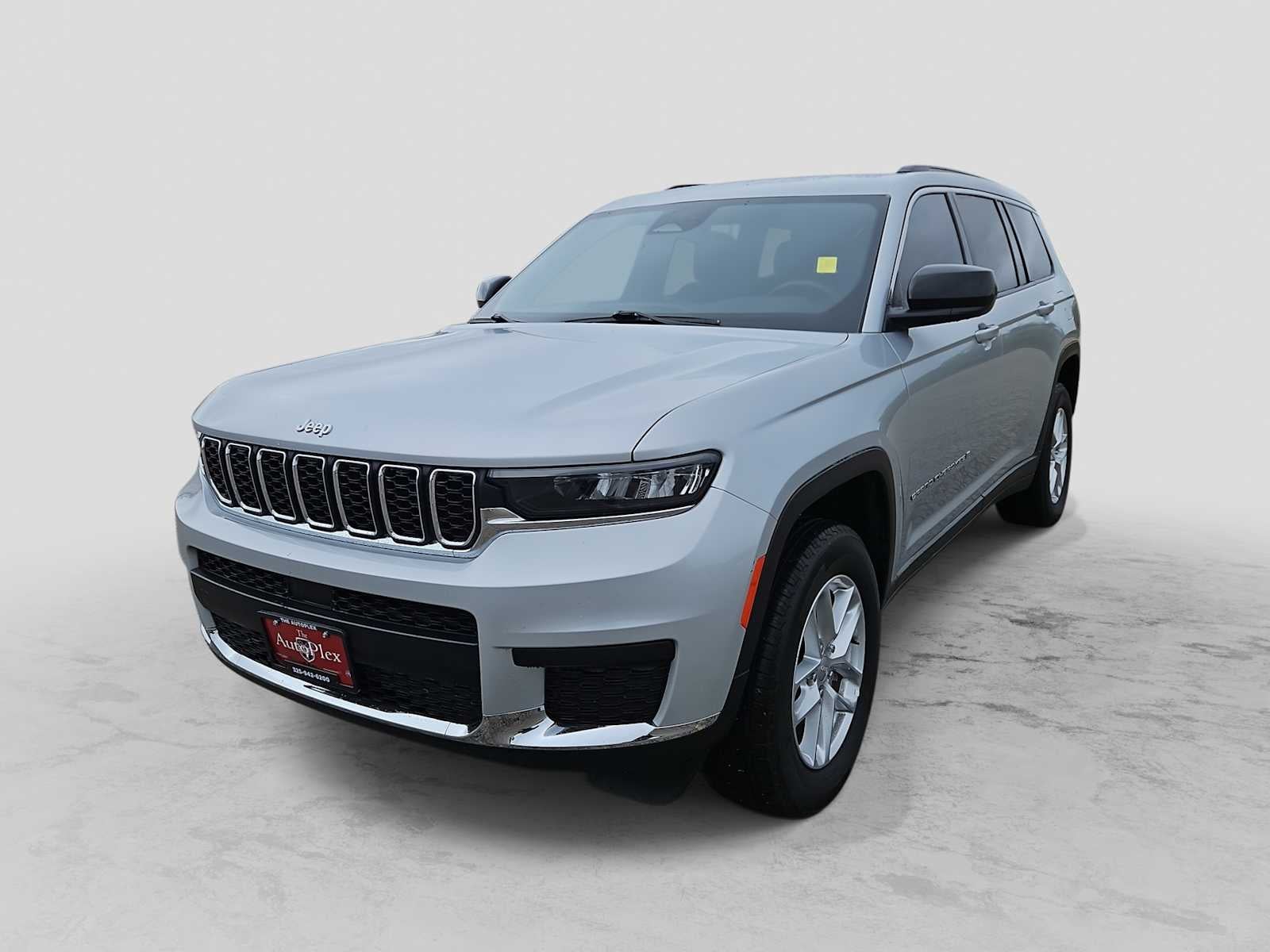 2025 Jeep Grand Cherokee L Laredo 4x2