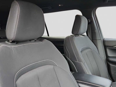 2025 Jeep Grand Cherokee L Laredo 4x2