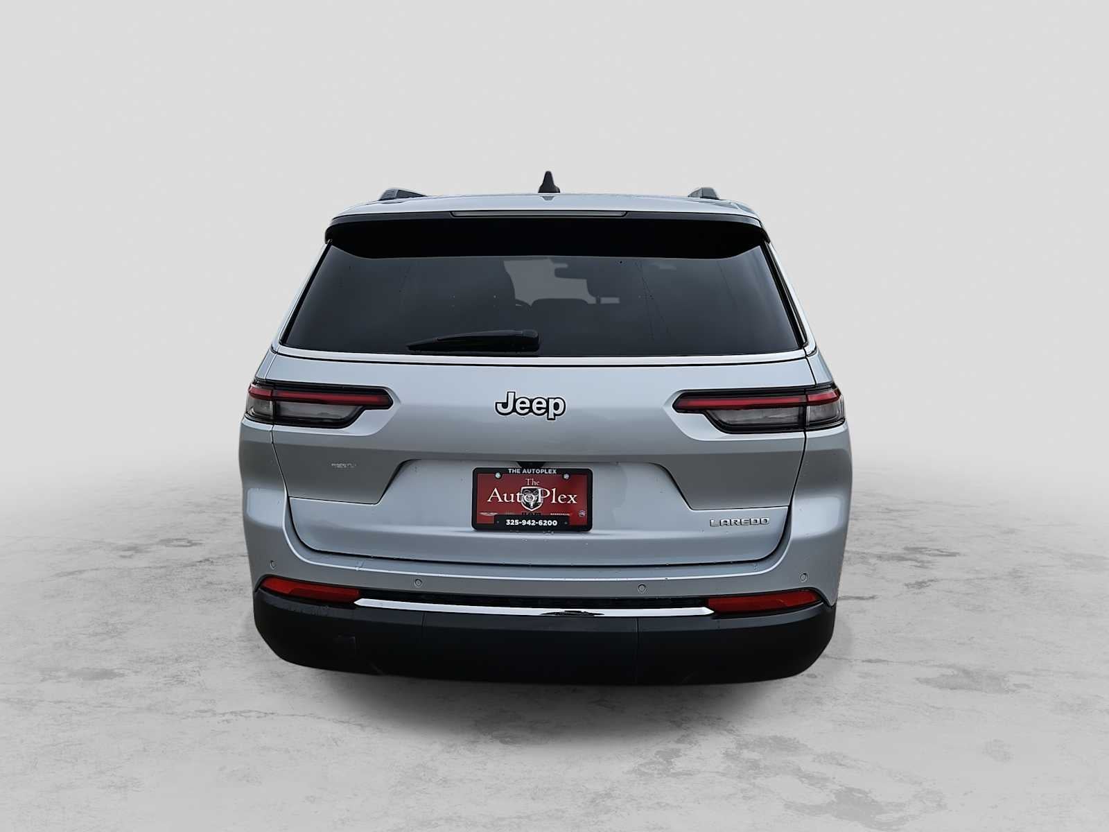 2025 Jeep Grand Cherokee L Laredo 4x2