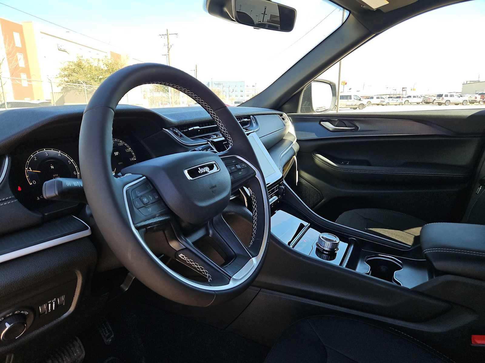 2026 Jeep Grand Cherokee GRAND CHEROKEE L LAREDO X 4X2