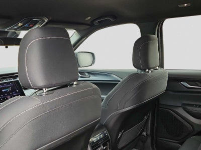2025 Jeep Grand Cherokee L Laredo 4x2