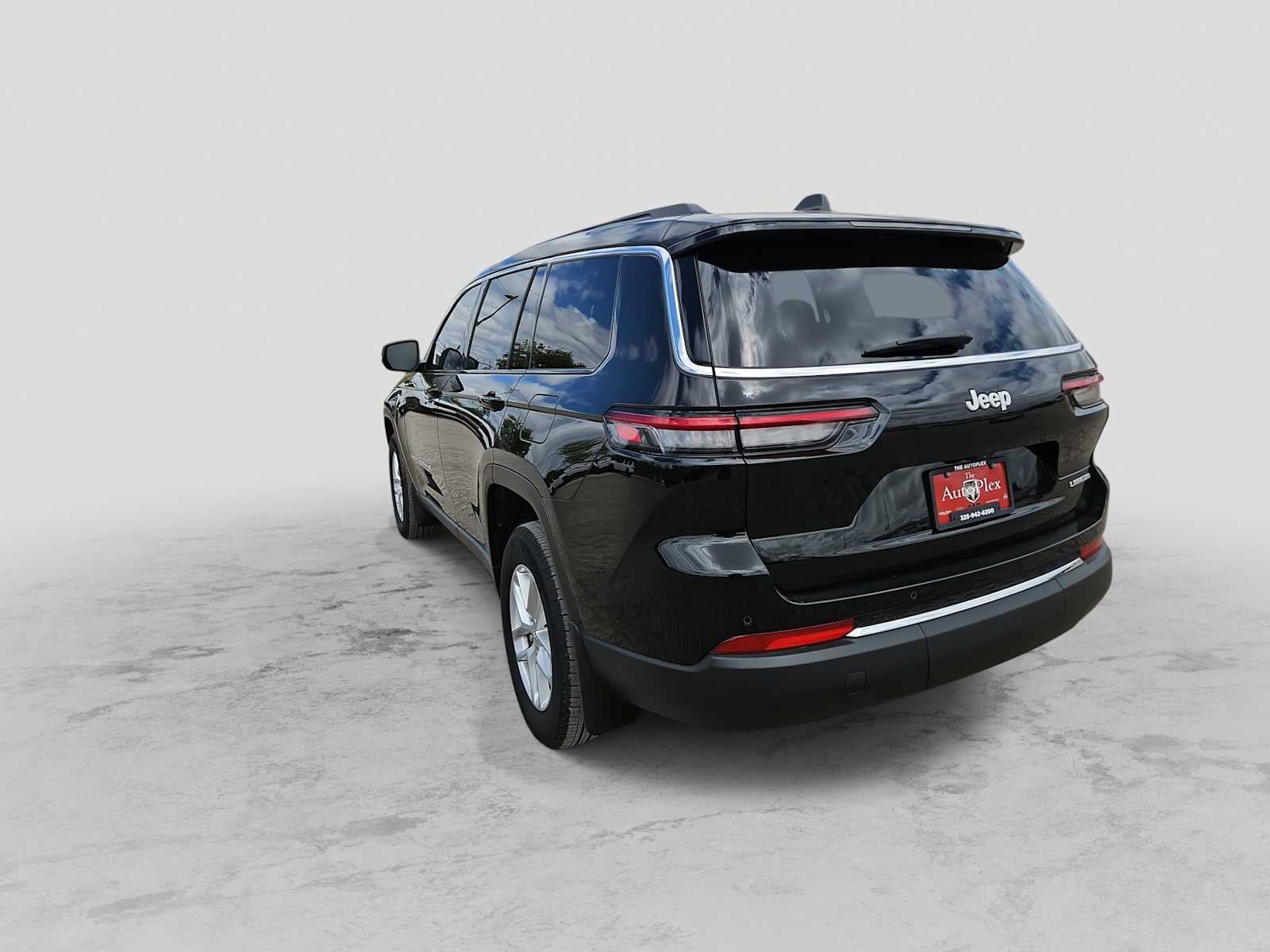 2025 Jeep Grand Cherokee L Laredo 4x2