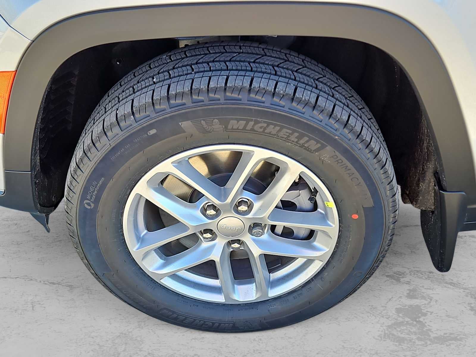 2026 Jeep Grand Cherokee GRAND CHEROKEE L LAREDO X 4X2