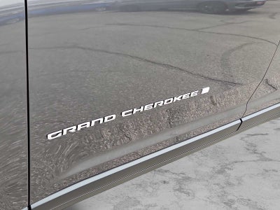 2025 Jeep Grand Cherokee GRAND CHEROKEE L LAREDO X 4X2