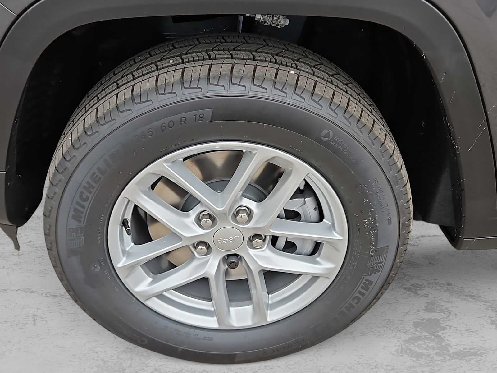 2025 Jeep Grand Cherokee GRAND CHEROKEE L LAREDO X 4X2