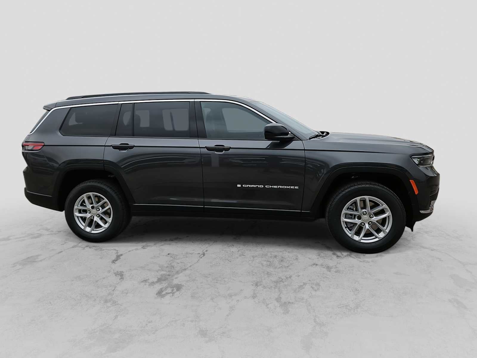 2025 Jeep Grand Cherokee GRAND CHEROKEE L LAREDO X 4X2