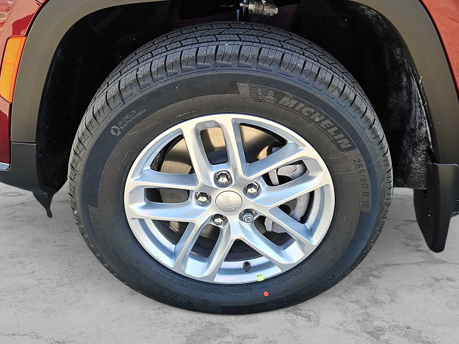 2026 Jeep Grand Cherokee GRAND CHEROKEE L LAREDO X 4X2