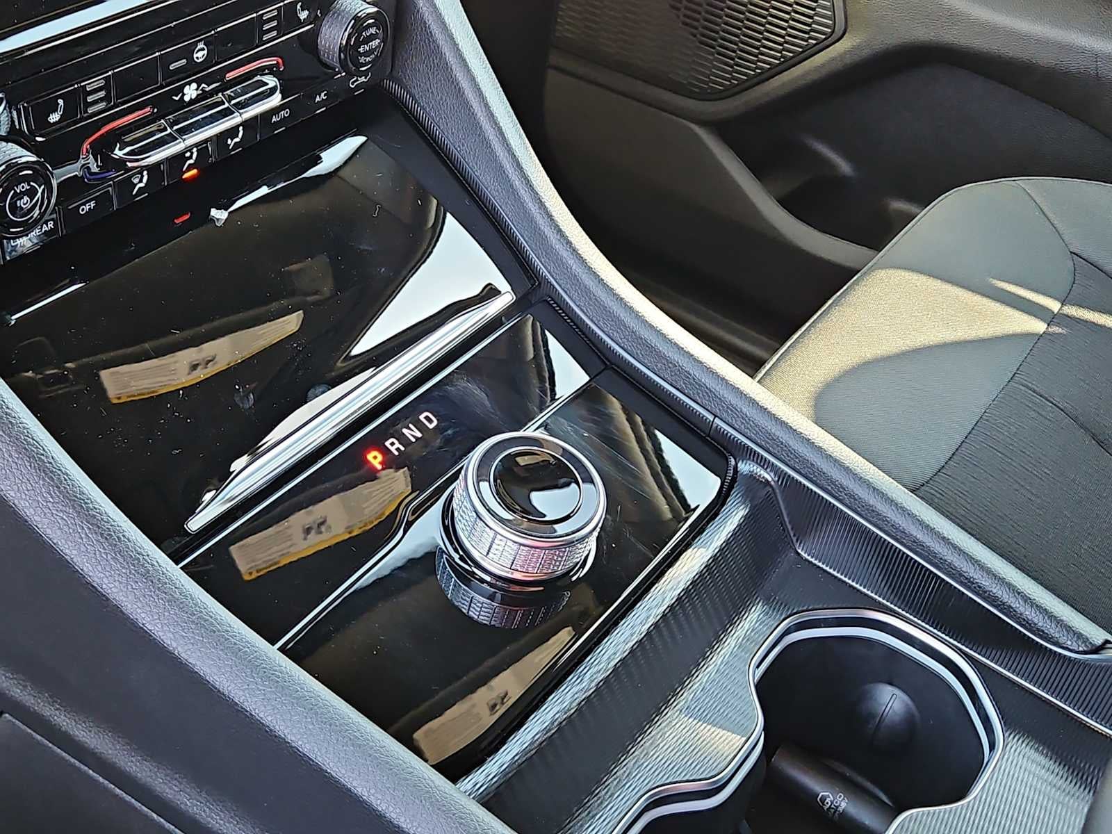 2026 Jeep Grand Cherokee GRAND CHEROKEE L LAREDO X 4X2