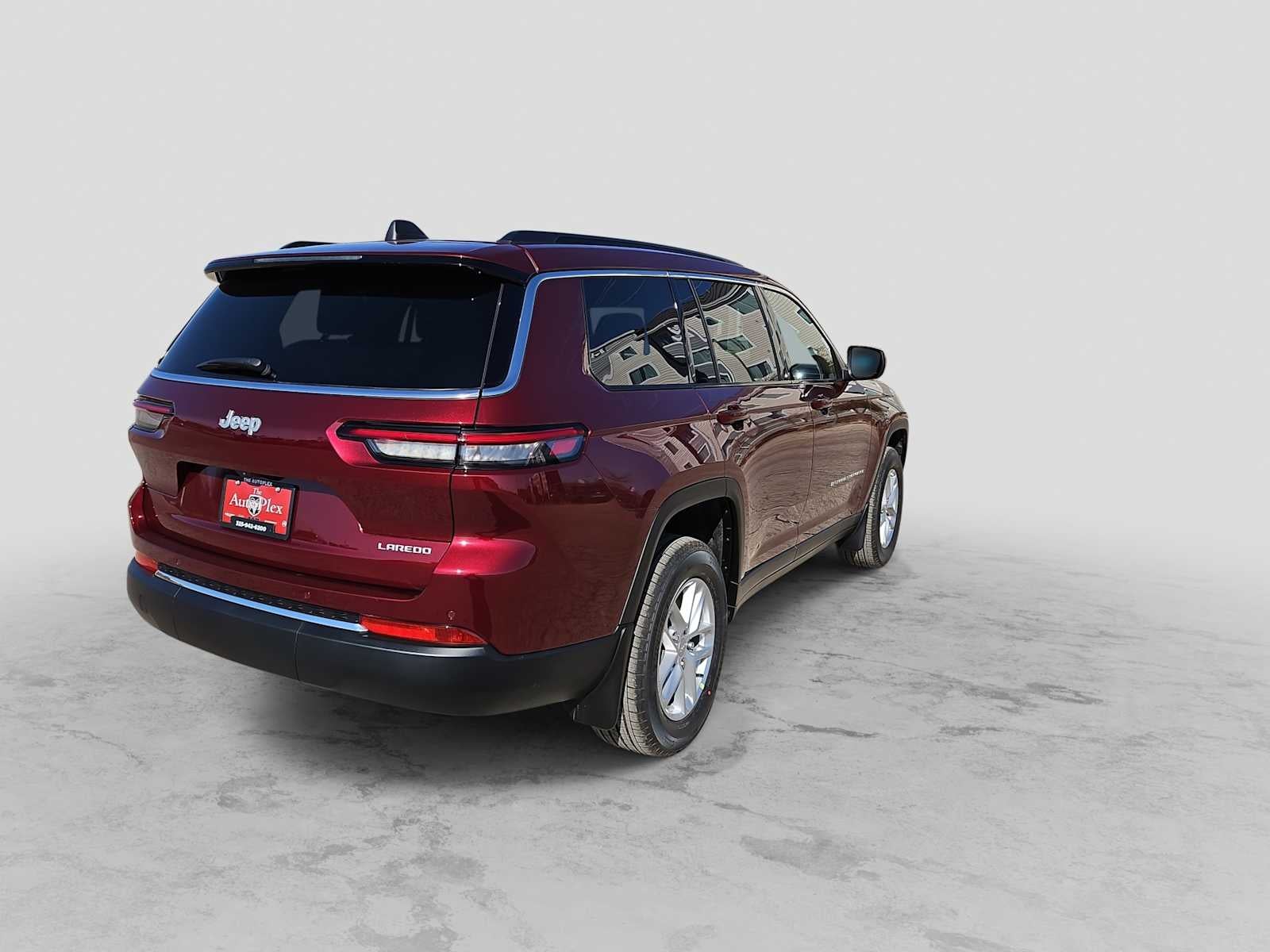 2026 Jeep Grand Cherokee GRAND CHEROKEE L LAREDO X 4X2