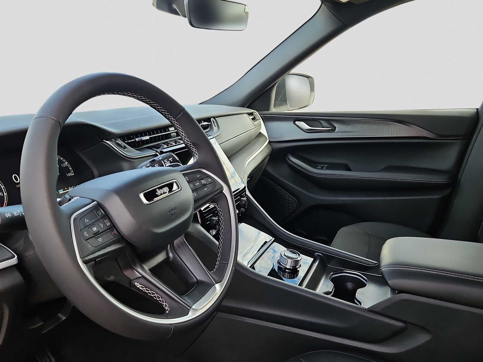 2025 Jeep Grand Cherokee GRAND CHEROKEE L LAREDO X 4X2