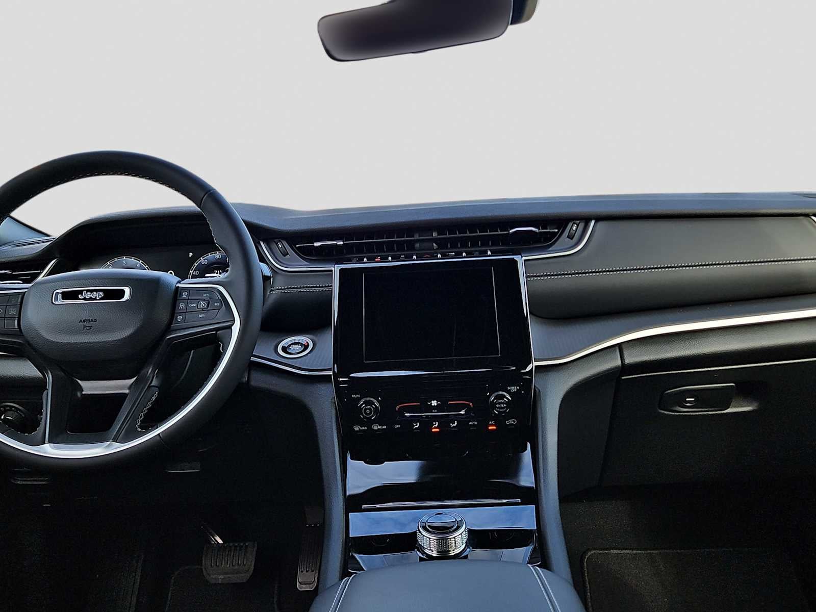 2025 Jeep Grand Cherokee GRAND CHEROKEE L LAREDO X 4X2