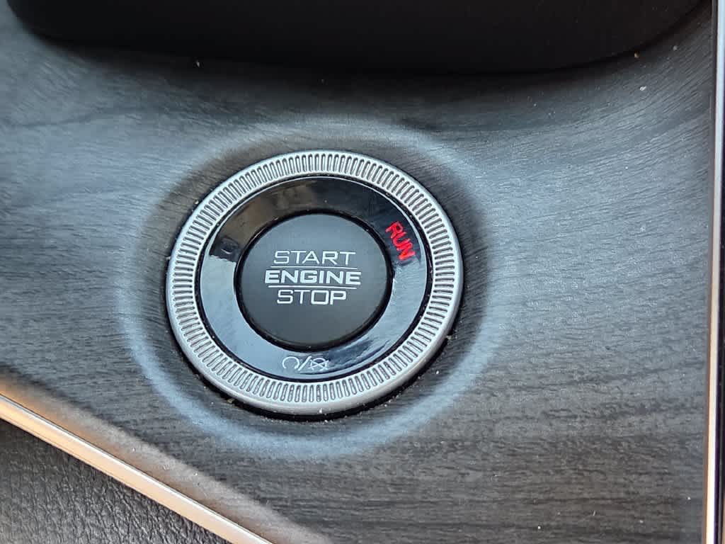 2023 Jeep Grand Cherokee L Limited 4x2