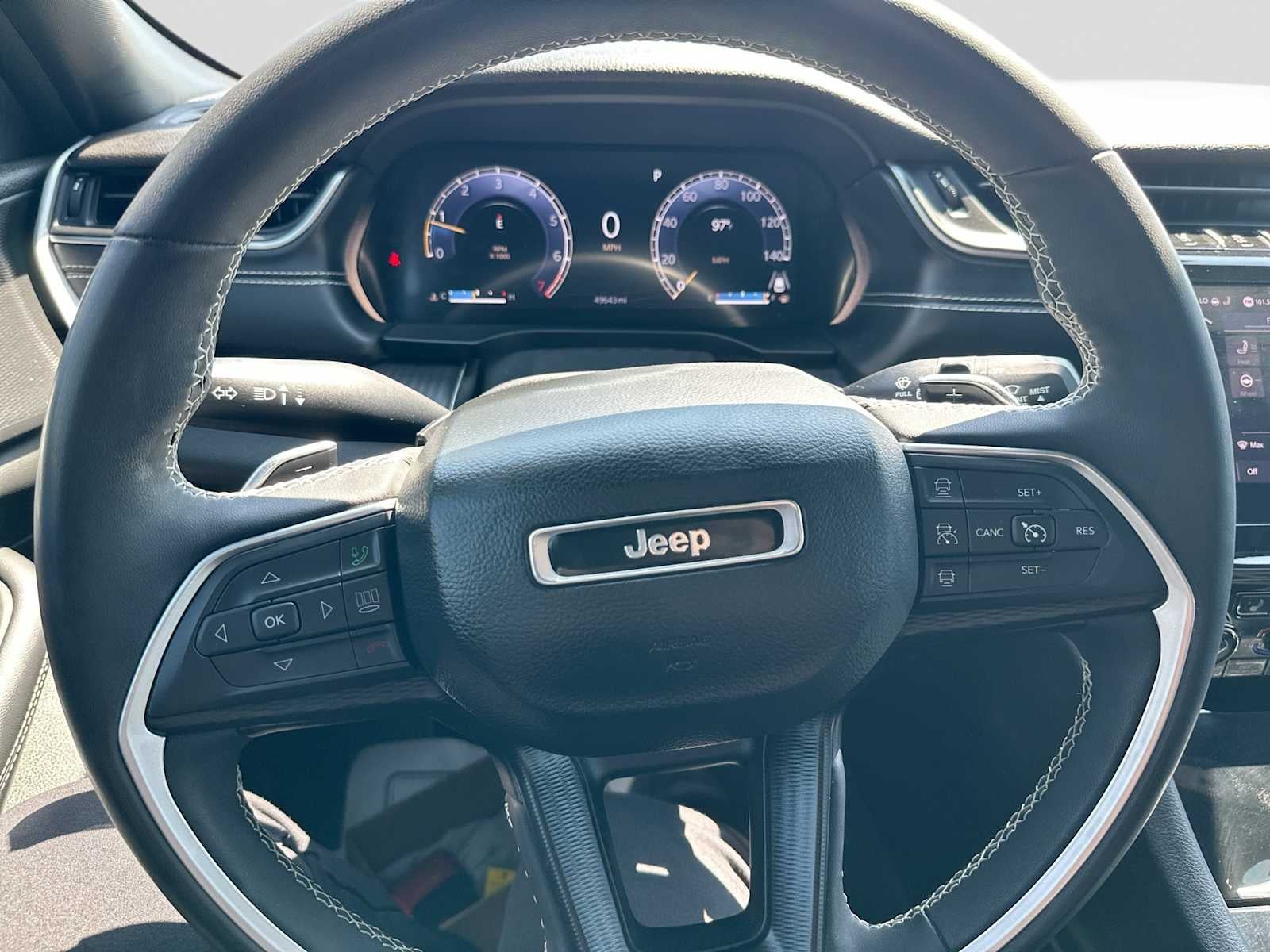 2023 Jeep Grand Cherokee L Altitude 4x4