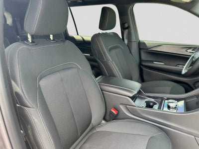2026 Jeep Grand Cherokee L GRAND CHEROKEE L LAREDO X 4X4