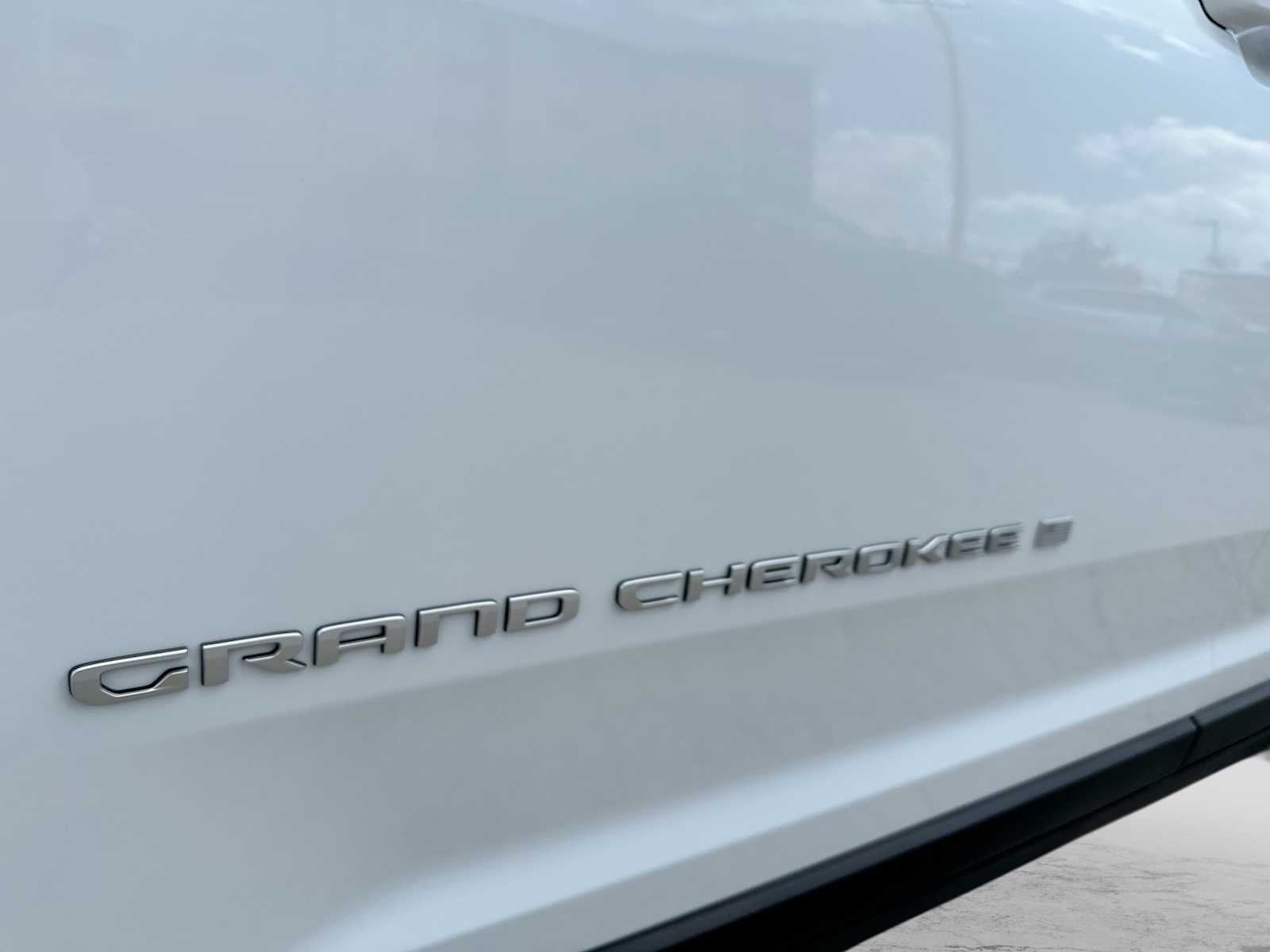 2026 Jeep Grand Cherokee L GRAND CHEROKEE L LAREDO X 4X4
