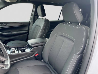 2026 Jeep Grand Cherokee L GRAND CHEROKEE L LAREDO X 4X4