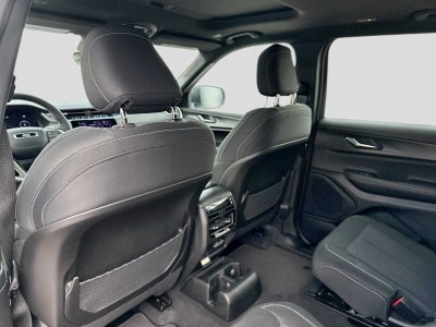 2026 Jeep Grand Cherokee L GRAND CHEROKEE L LAREDO X 4X4