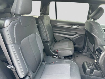 2026 Jeep Grand Cherokee L GRAND CHEROKEE L LAREDO X 4X4