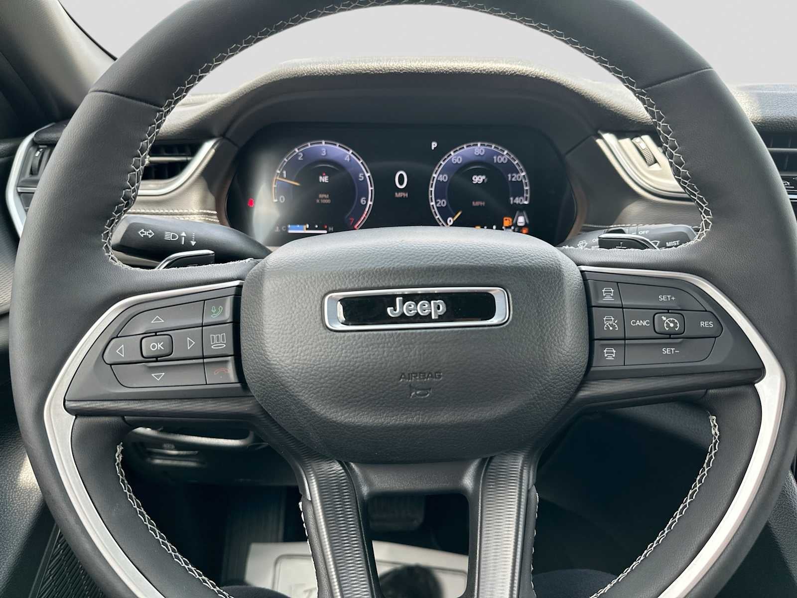 2026 Jeep Grand Cherokee L GRAND CHEROKEE L LAREDO X 4X4