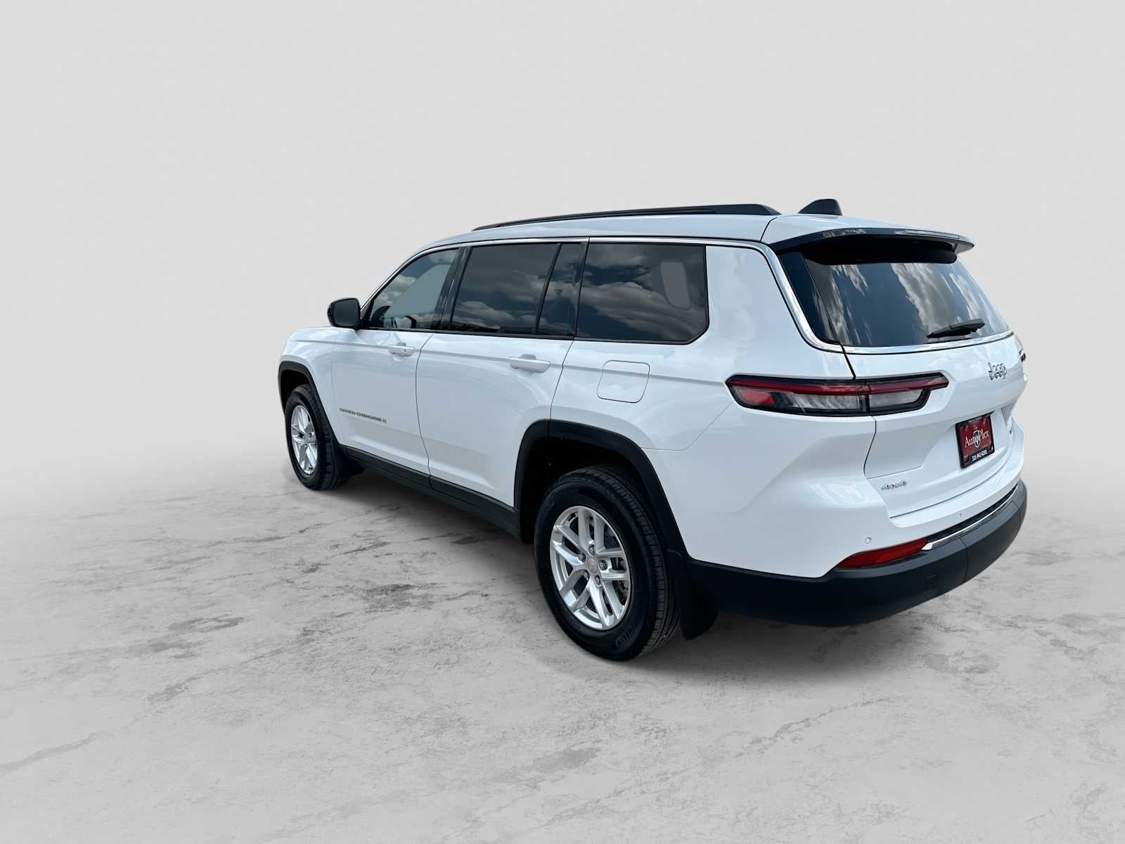 2026 Jeep Grand Cherokee L GRAND CHEROKEE L LAREDO X 4X4