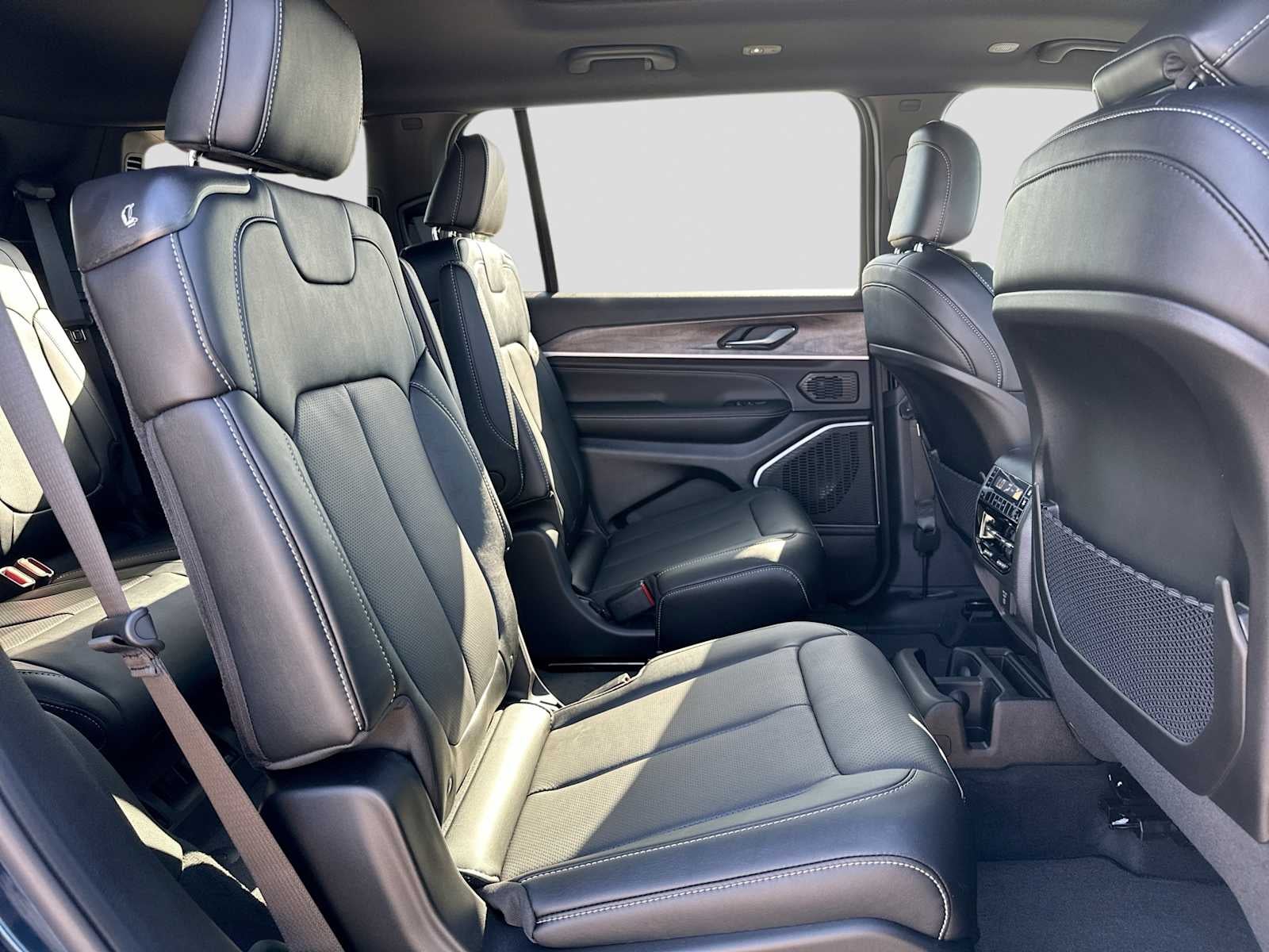 2026 Jeep Grand Cherokee L GRAND CHEROKEE L LIMITED RESERVE 4X4