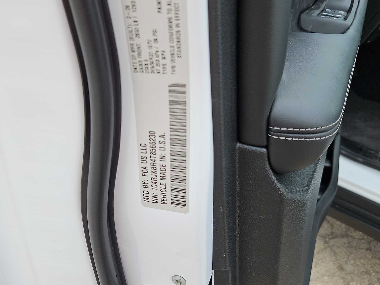 2026 Jeep Grand Cherokee GRAND CHEROKEE L LIMITED 4X4