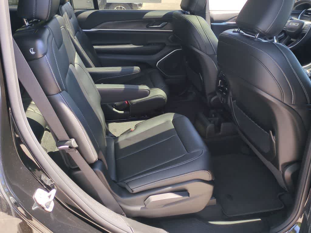 2026 Jeep Grand Cherokee L GRAND CHEROKEE L LIMITED 4X4