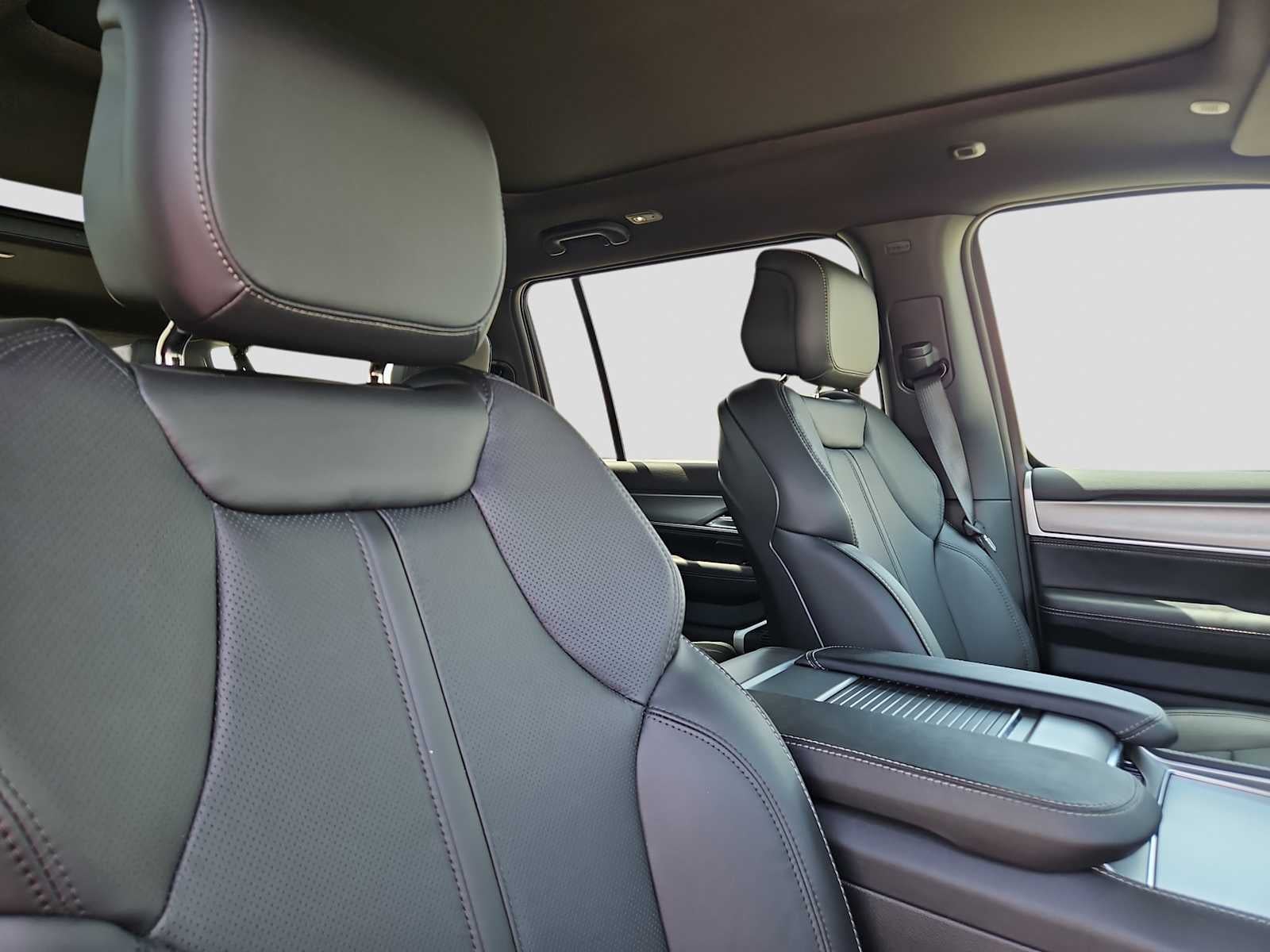 2026 Jeep Grand Wagoneer GRAND WAGONEER L 4X2