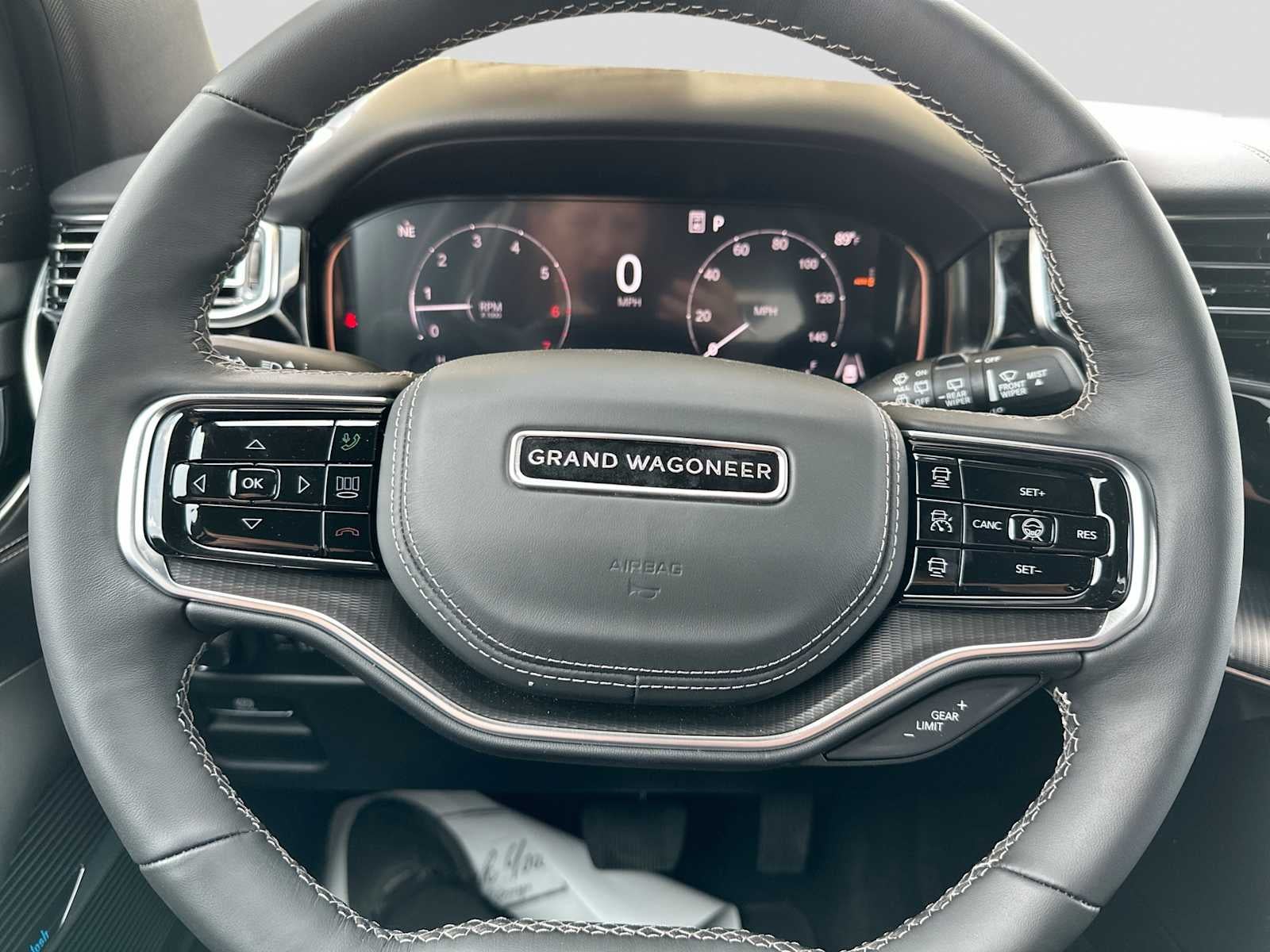 2026 Jeep Grand Wagoneer GRAND WAGONEER SUMMIT OBSIDIAN 4X4