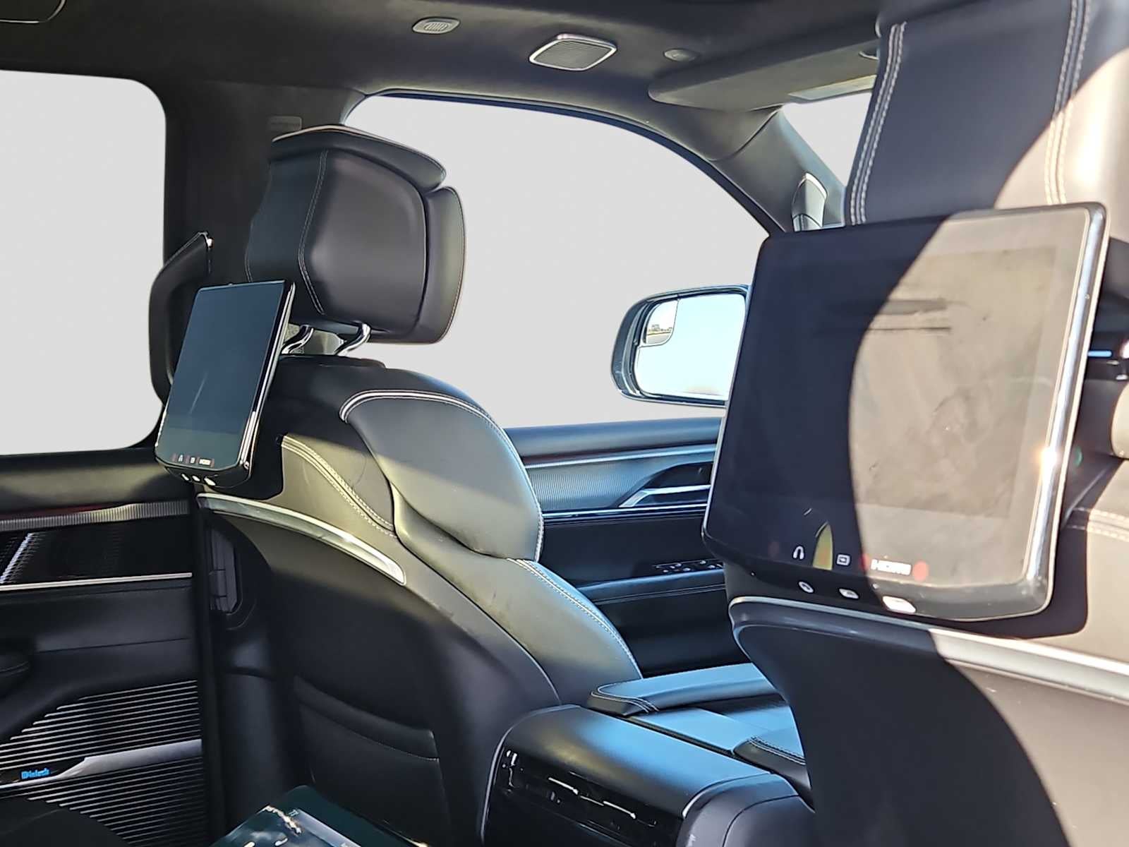 2022 Jeep Grand Wagoneer Series II Obsidian 4x4