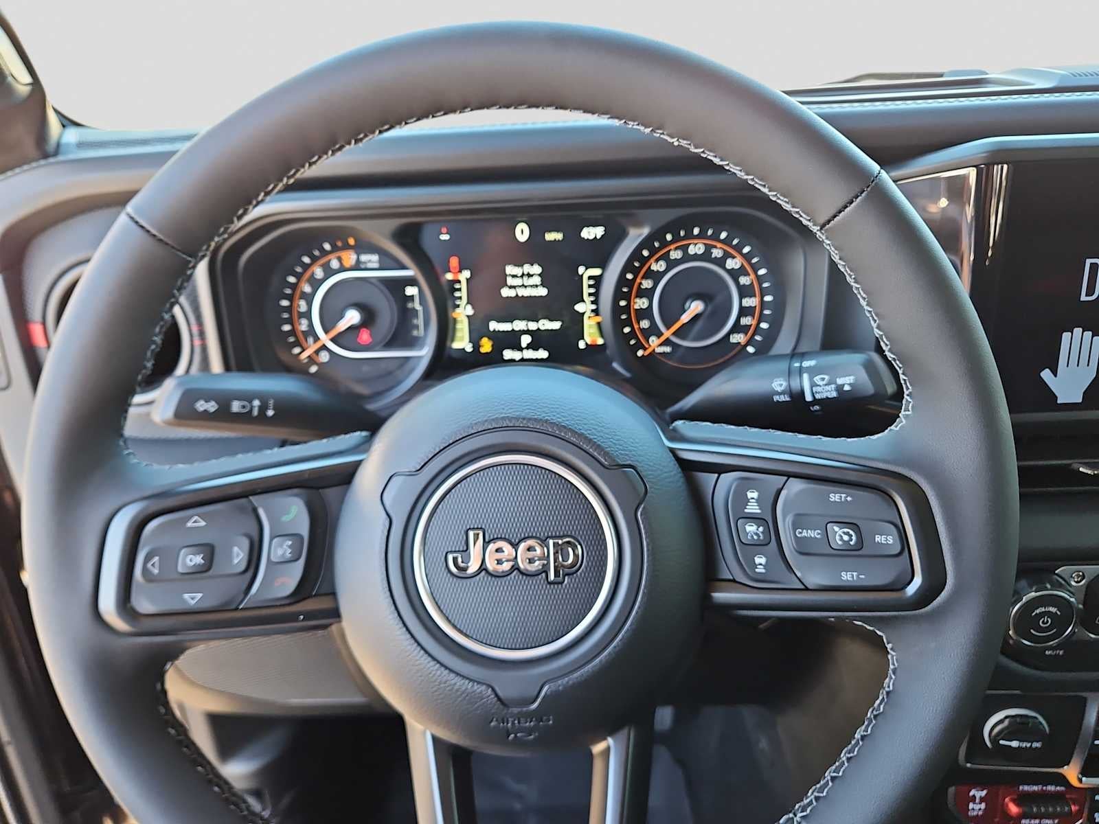 2025 Jeep Gladiator GLADIATOR RUBICON 4X4