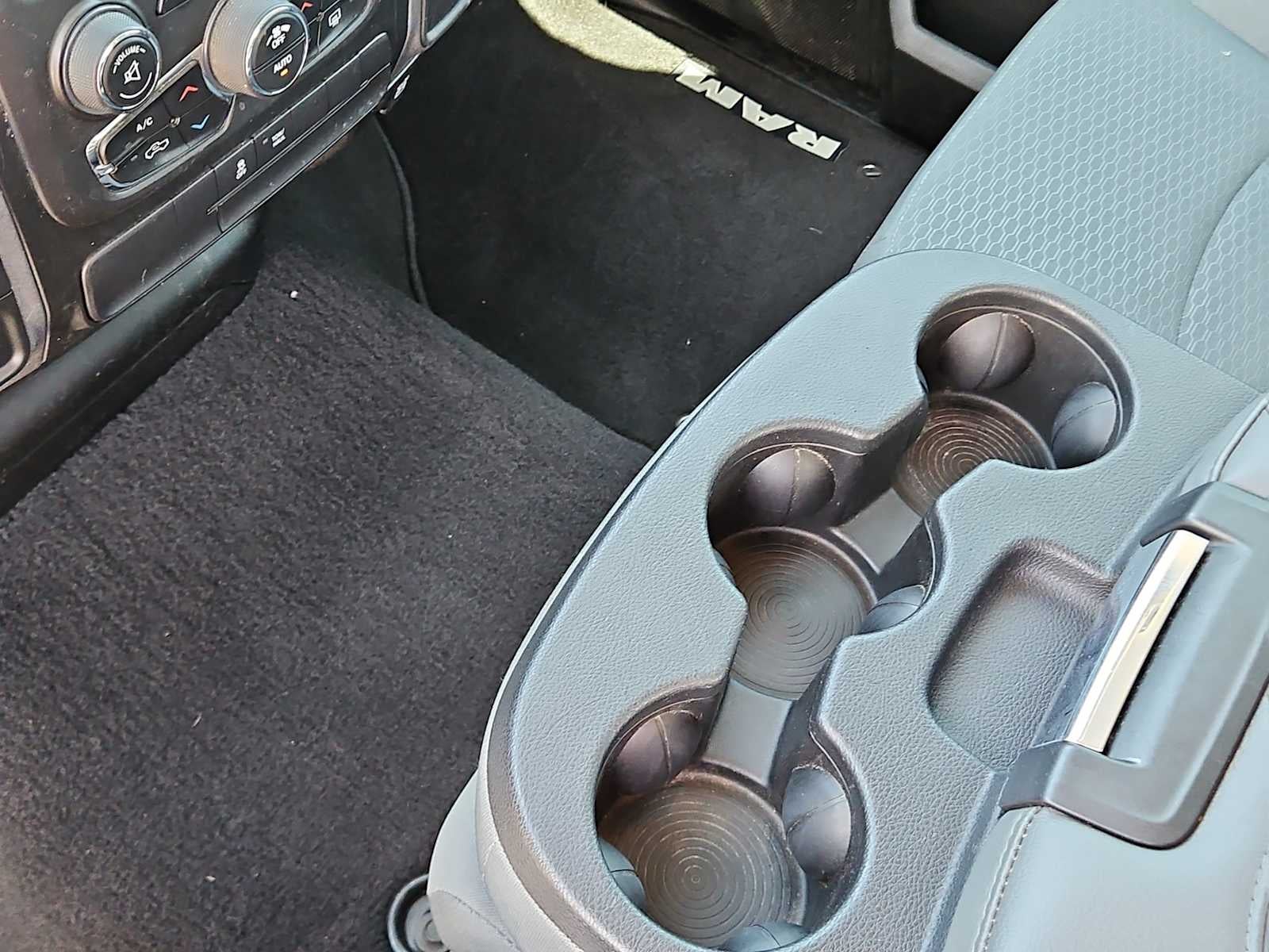 2020 RAM 1500 Classic Tradesman Quad Cab 4x2 6'4' Box