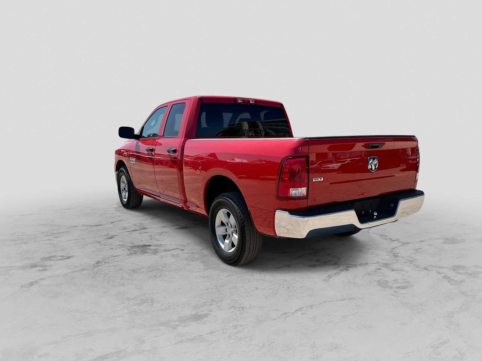 2024 RAM 1500 Classic SLT Quad Cab 4x2 6'4' Box