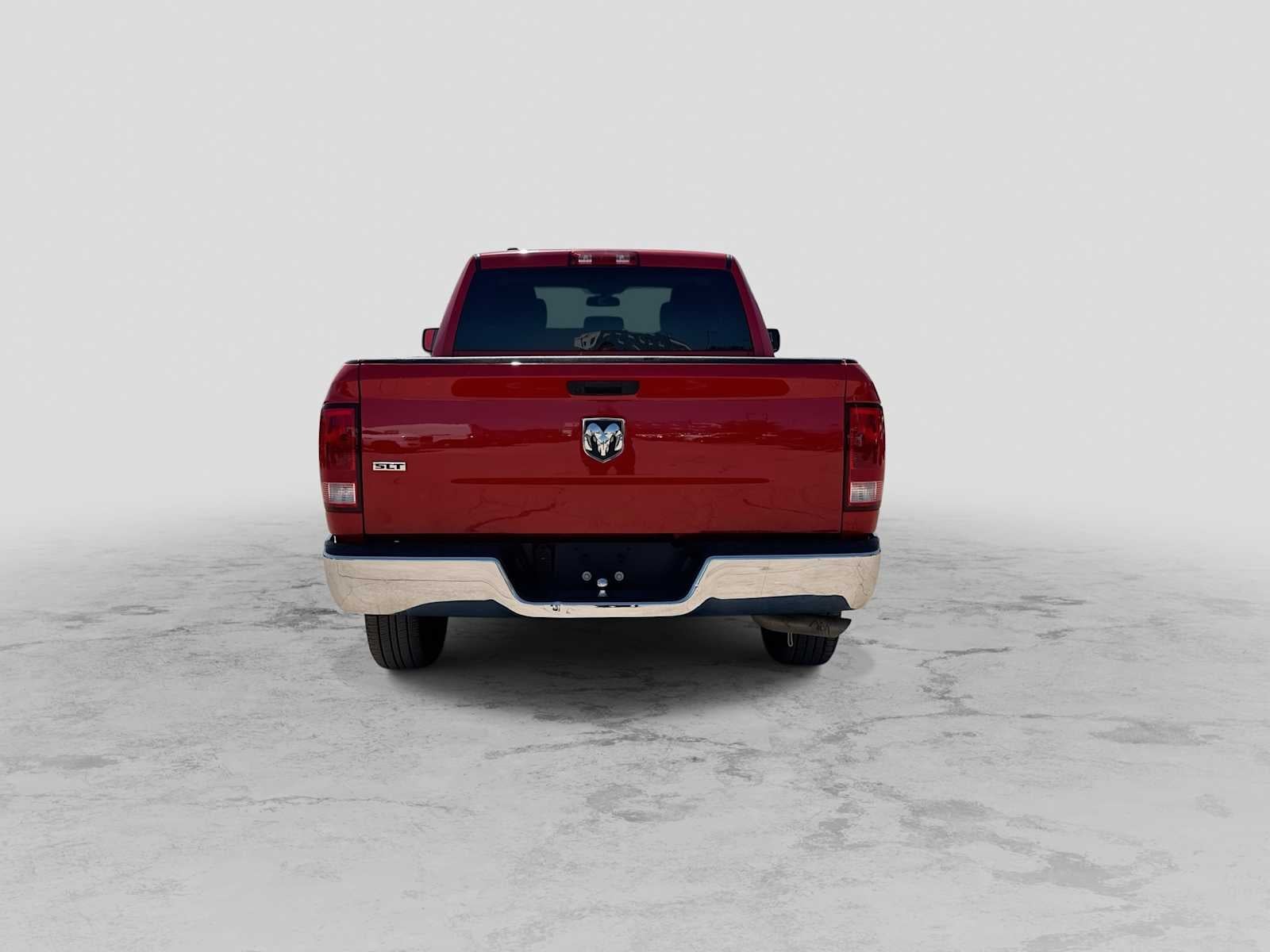 2024 RAM 1500 Classic SLT Quad Cab 4x2 6'4' Box